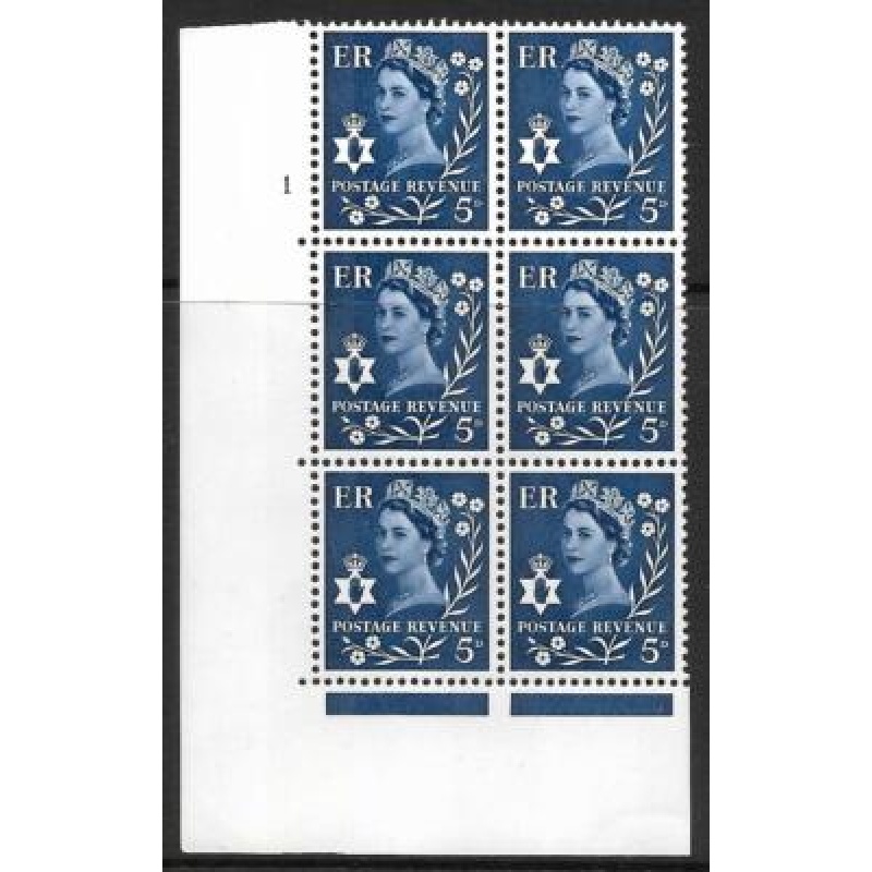 Sg XN10 5d Northern Ireland 2x9.5mm Cyl 1 No Dot perf A(E I) UNMOUNTED MINT